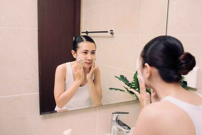 Безопасен избор на сапуни за лице за чувствителна кожа