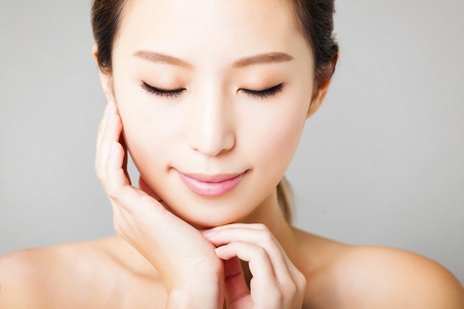 Съвети за грижа за красотата на кожата на лицето преди сън