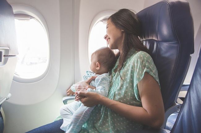 Кога могат да се вземат бебета в самолети?