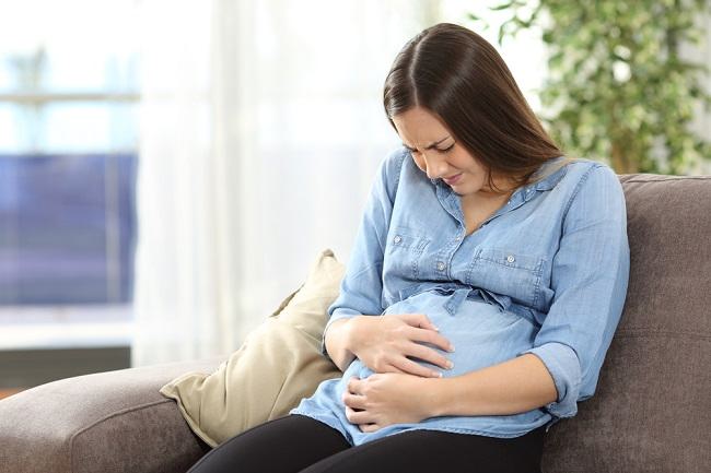 أسباب ارتفاع حمض المعدة أثناء الحمل وكيفية الوقاية منه