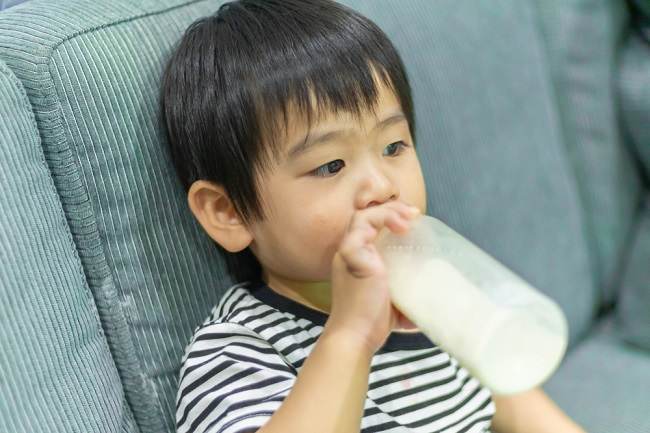 كيفية التغلب على حساسية حليب الأطفال بتركيبة الحليب المعدلة