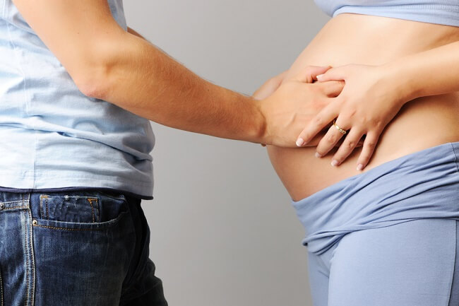 Gravidanza simpatica, quando anche il marito avverte i sintomi della gravidanza