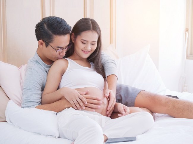 การกลืนอสุจิระหว่างตั้งครรภ์ทำให้เกิดการหดตัวจริงหรือ?