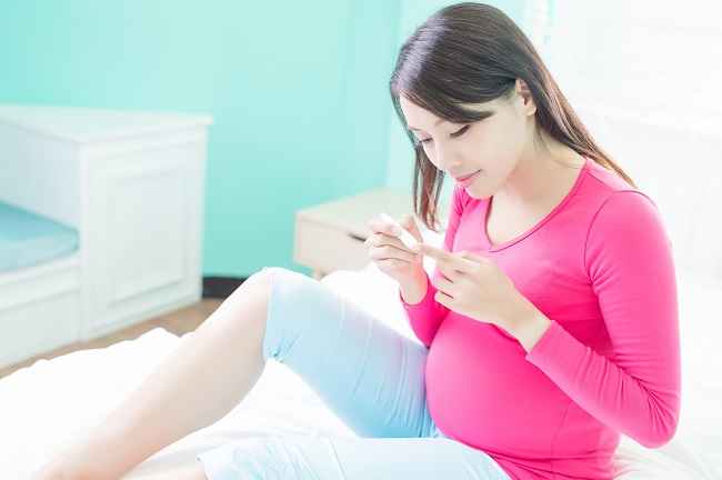 Non sai di essere incinta ma partorisci improvvisamente, è possibile?