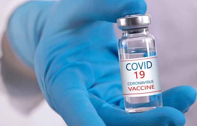معرفة فوائد لقاح COVID-19 ومجموعة المتلقين ذات الأولوية