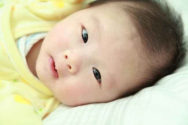 7 начина за преодоляване на сухите устни при бебета