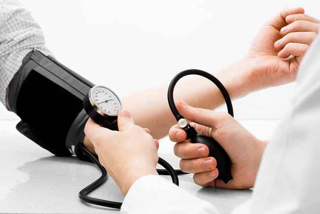 Comprendere l'ipertensione essenziale e come controllarla