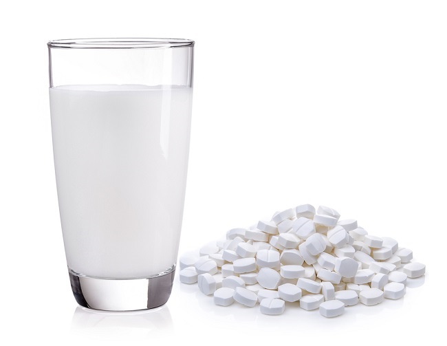 حقائق وراء شرب الحليب بعد تناول الدواء