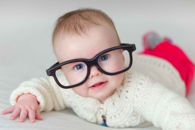 新生児の先天性眼疾患の種類を認識する