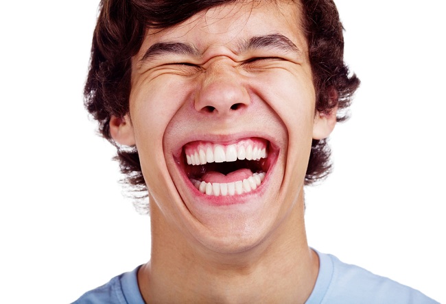 Запознайте се с Pseudobulbar Affect, състояние, което ви кара да се смеете, без да осъзнавате